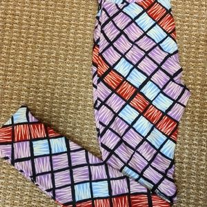LuLaRoe One Size Leggings Purple Squares